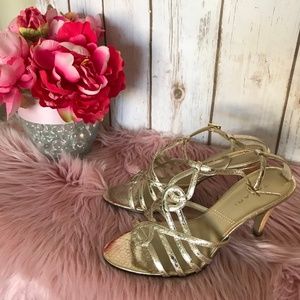 Tahari Shoes - Tahari Sandal Gold Tahari Shoes - Tahari Sandal Gold